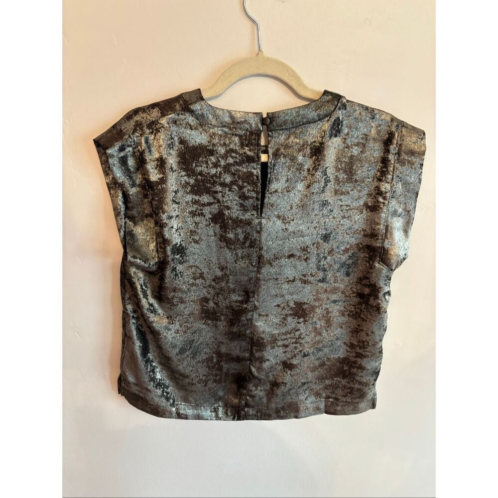 Evereve Roscoe Metallic Top Size S Tee Crew Neck Keyhole Back - Picture 7 of 8